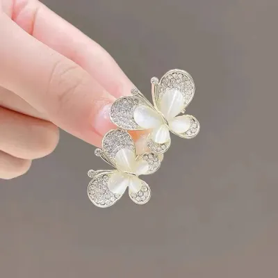 Trendy Elegant Butterfly Rhinestone Brooch/Pin